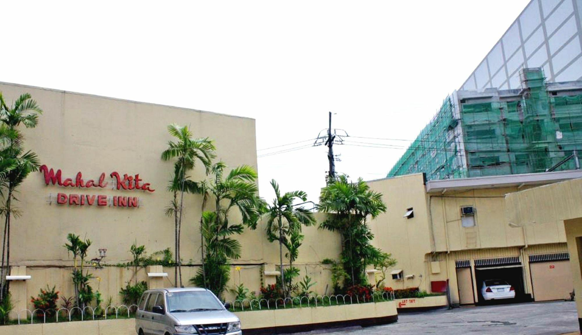 Mahal Kita Drive Inn Pasay Exteriör bild